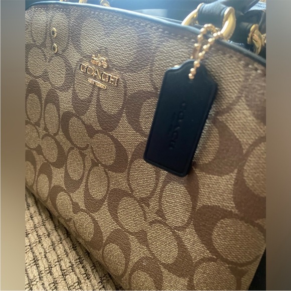 Coach Unisex Mini Lillie Carryall - Picture 6 of 11